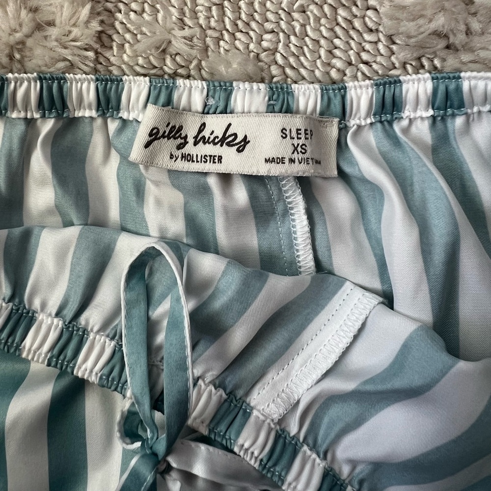 Gilly Hicks, Silk Shorts - Picture 4 of 6